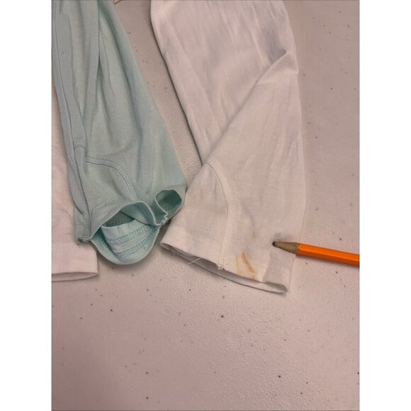 Lot of 2 Tasc Women’s Long‎ Sleeve Bamboo performance Shirt Size M White/ Blue - Picture 8 of 14